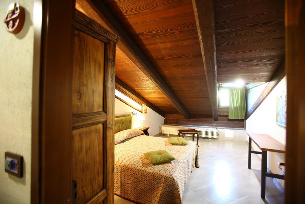 Il Vecchio Mulino Di Bairo Guest House Cameră foto